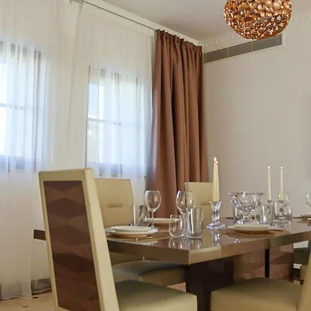 Apartamento Platform 357 Amfitritis Luxury With Pool And Gym Nicosia